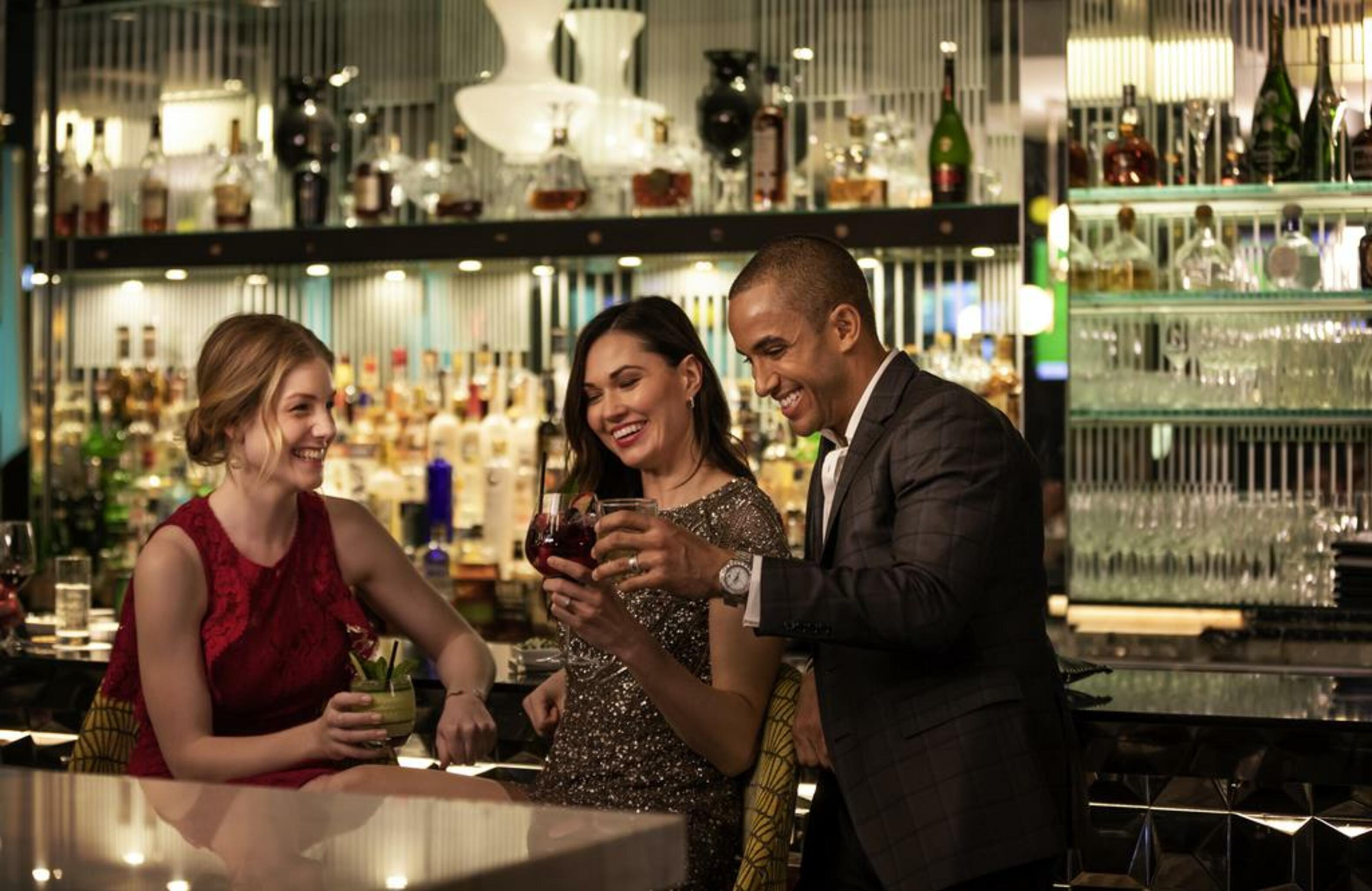 فندق سوفيتيل شيكاغو ماغنيفسنت مايل المظهر الخارجي الصورة The bar at the Ritz-Carlton, Tysons Corner