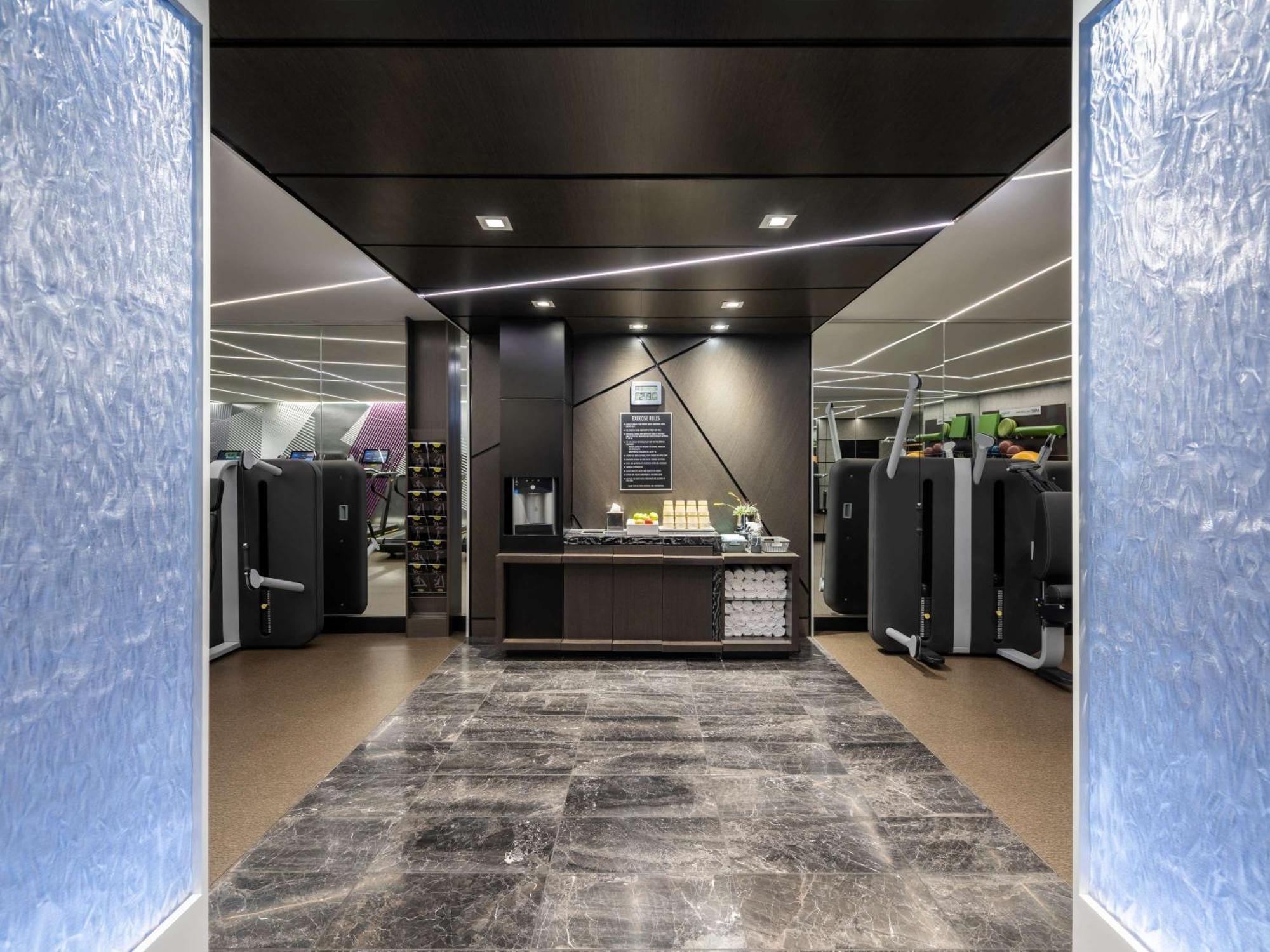 فندق سوفيتيل شيكاغو ماغنيفسنت مايل المظهر الخارجي الصورة The interior of the new office