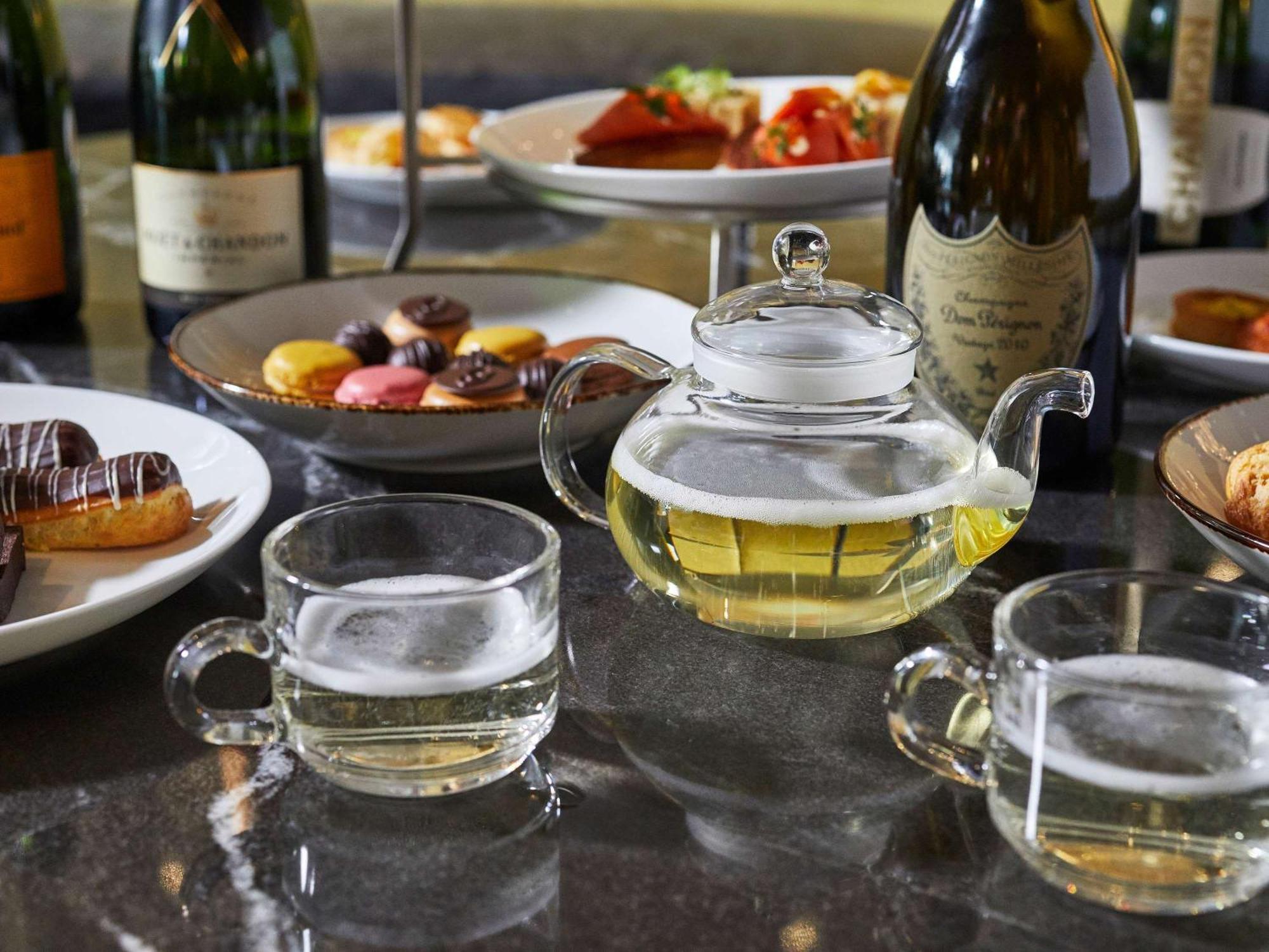 فندق سوفيتيل شيكاغو ماغنيفسنت مايل المظهر الخارجي الصورة A glass teapot of white tea